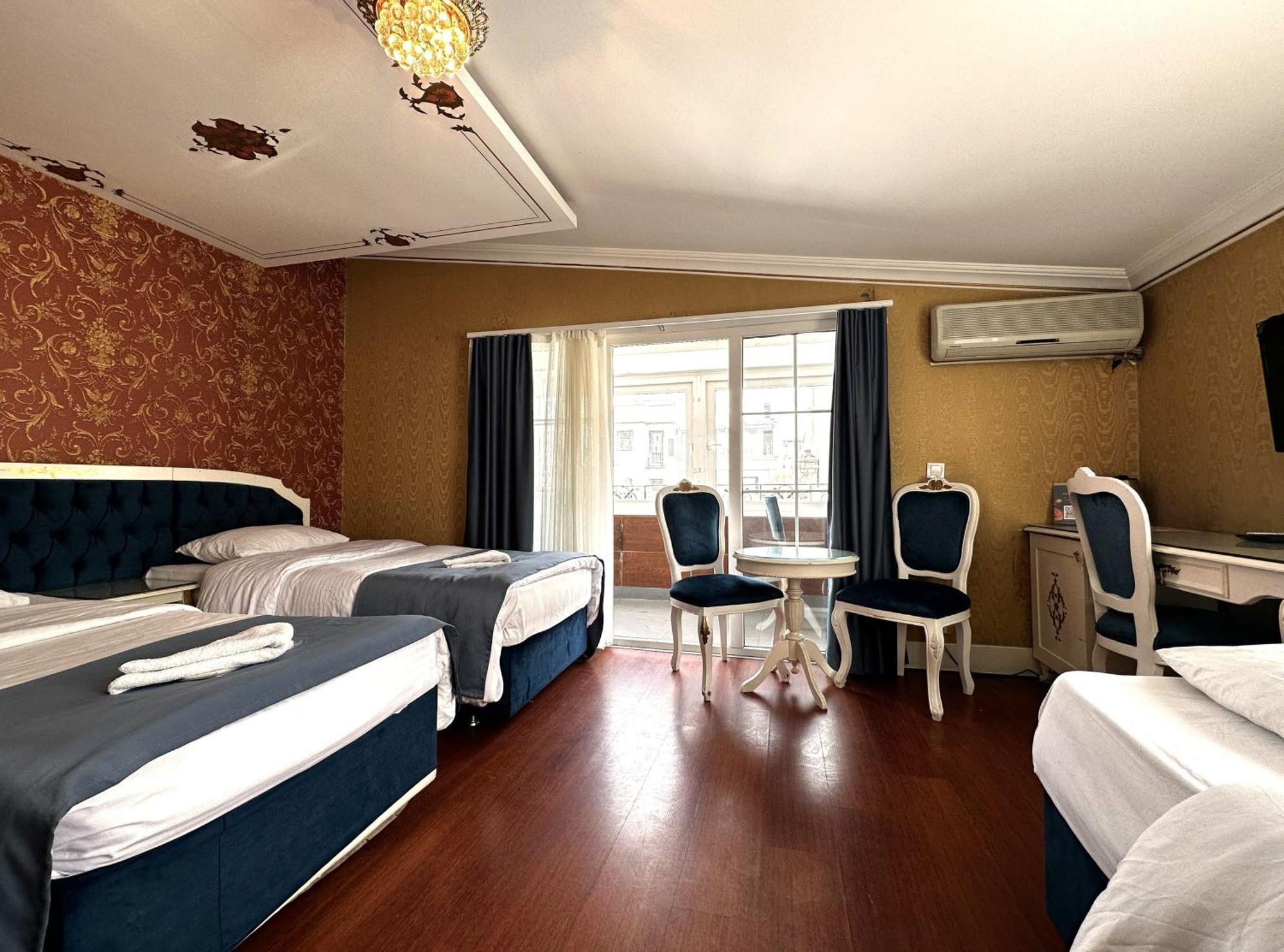 The Istanbul Alyon Hotel Taksim Esterno foto